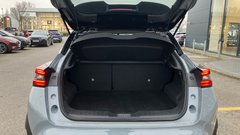 Nissan Juke 1.0 DiG-T 114 Kiiro 5dr DCT Petrol Hatchback